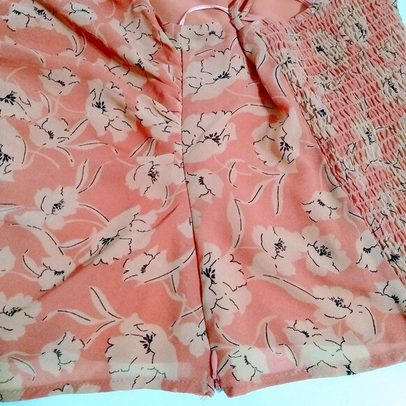 REVOLVE -ASTR -THE LABEL Ruffled Shirred Clay Floral Cami Top Size L - Picture 9 of 16